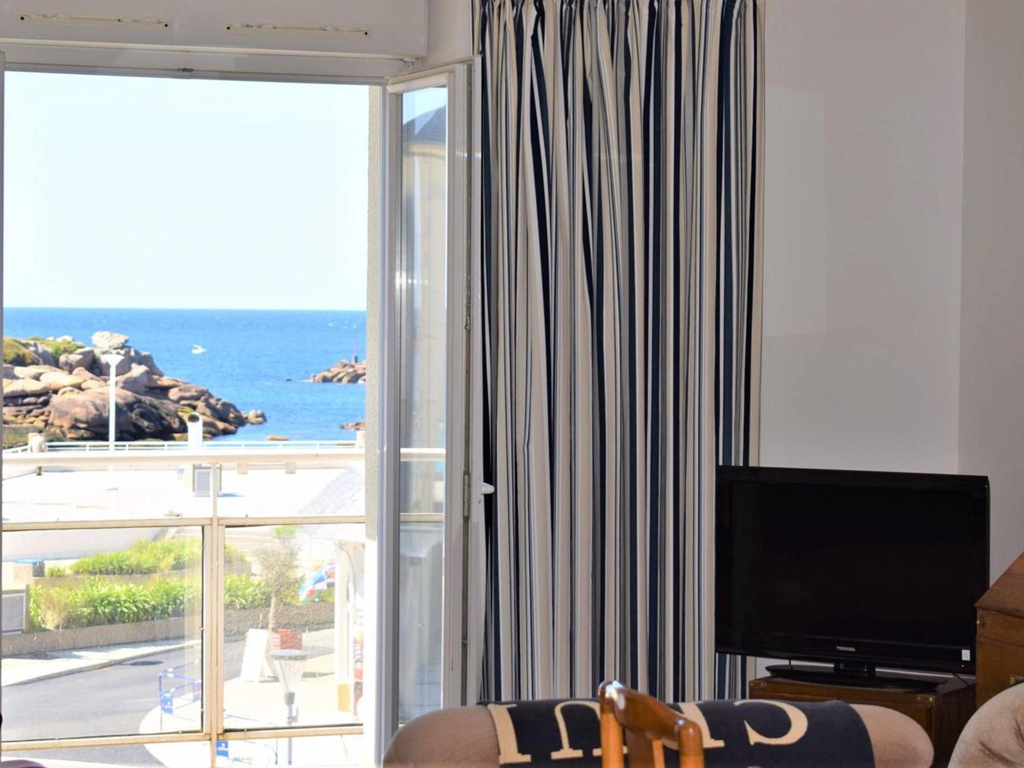 Appartement Trégastel, 2 pièces, 4 personnes - FR-1-368-18 Esterno foto